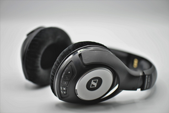 noise cancelling headphone